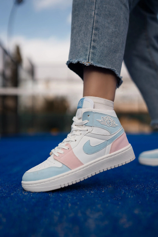 کتونی نایک ایر جردن وان کندی (سفید آبی صورتی)